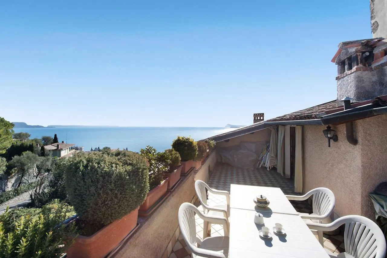 Lake View Apartment Gardone Riviera