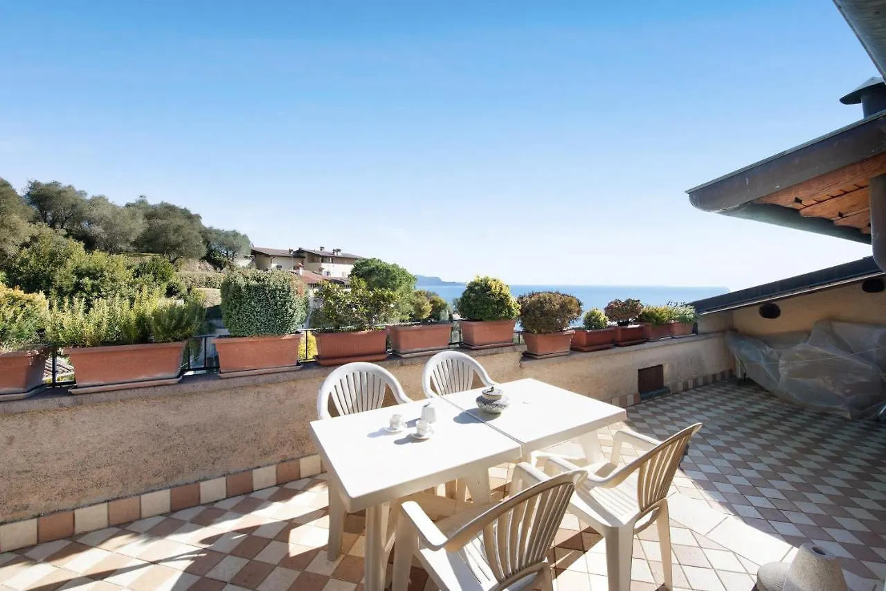 Lake View Apartment Gardone Riviera
