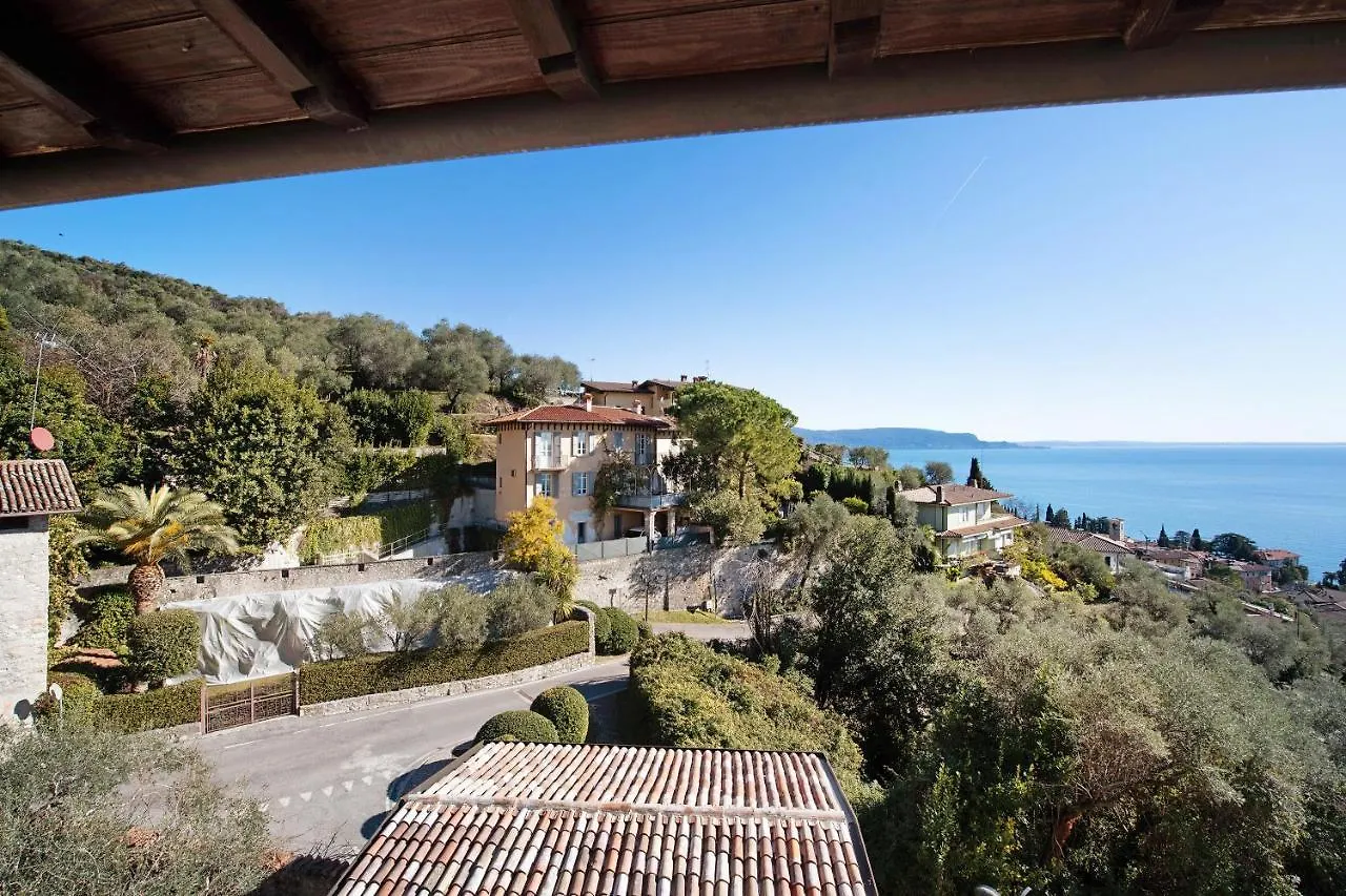Lake View Apartment Gardone Riviera