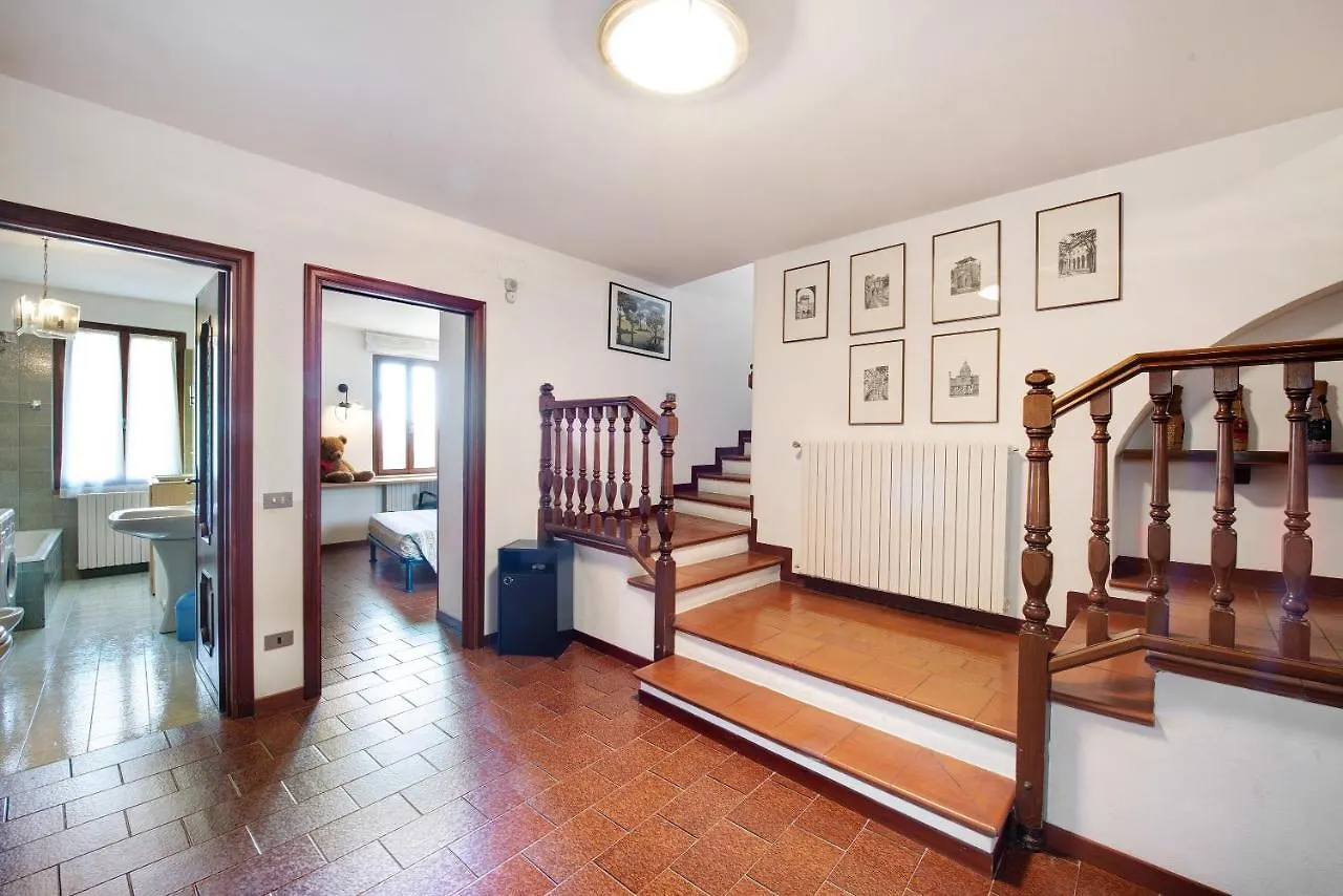 Lake View Apartment ガルドーネ・リヴィエラ イタリア